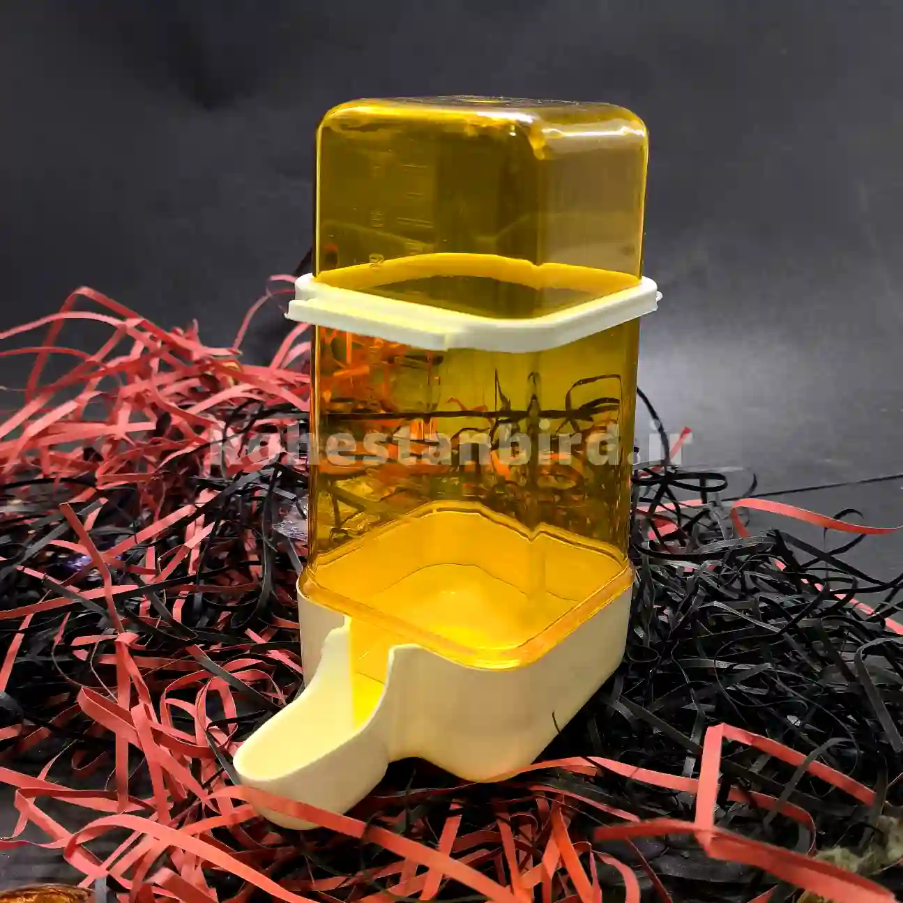 آبخوری خانواده آرش