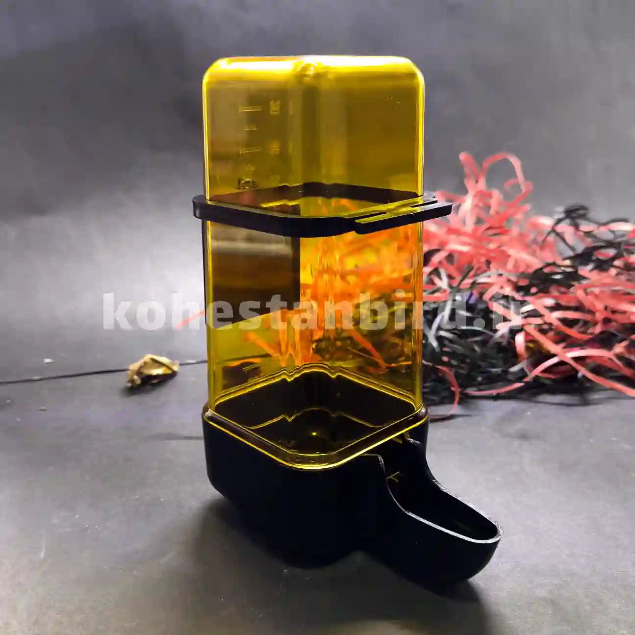 آبخوری سالنی آرش
